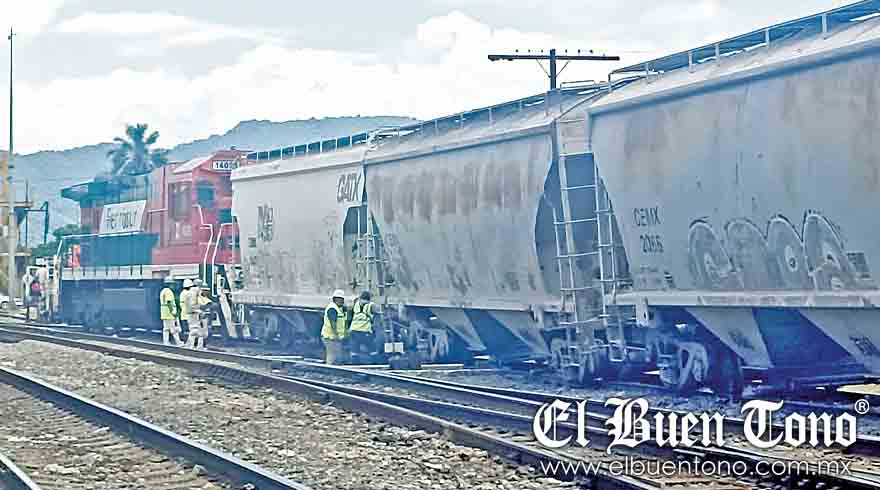 Descarrilan Vagones Falla Mec Nica En El Cambio De V A De Aguja El