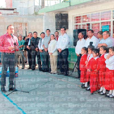 entregan recursos escuelas fortin