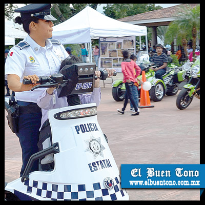 quieren mujeres policias