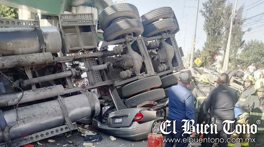 Tráiler Vuelca Y Aplasta Autos Desde Un Puente En La Carretera Cuautitlán Tlalnepantla El Buen 1853