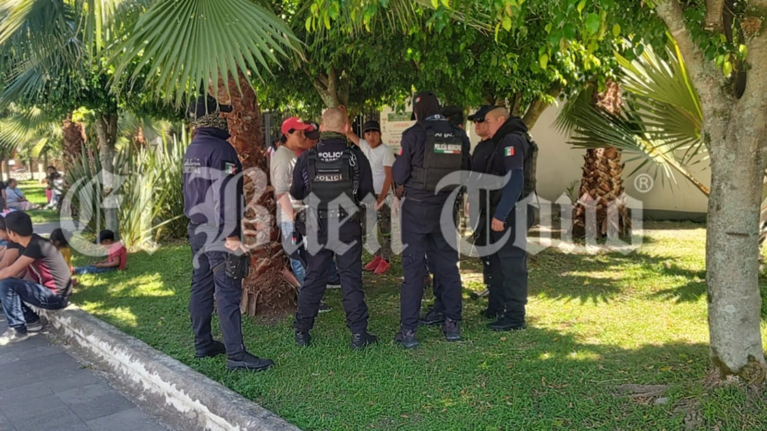 Van Contra Los Agresores El Buen Tono